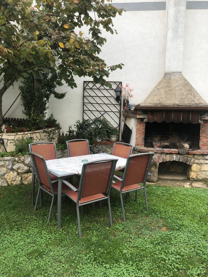 Holiday House Apartments Dajcic Varasdfürdő Kültér fotó