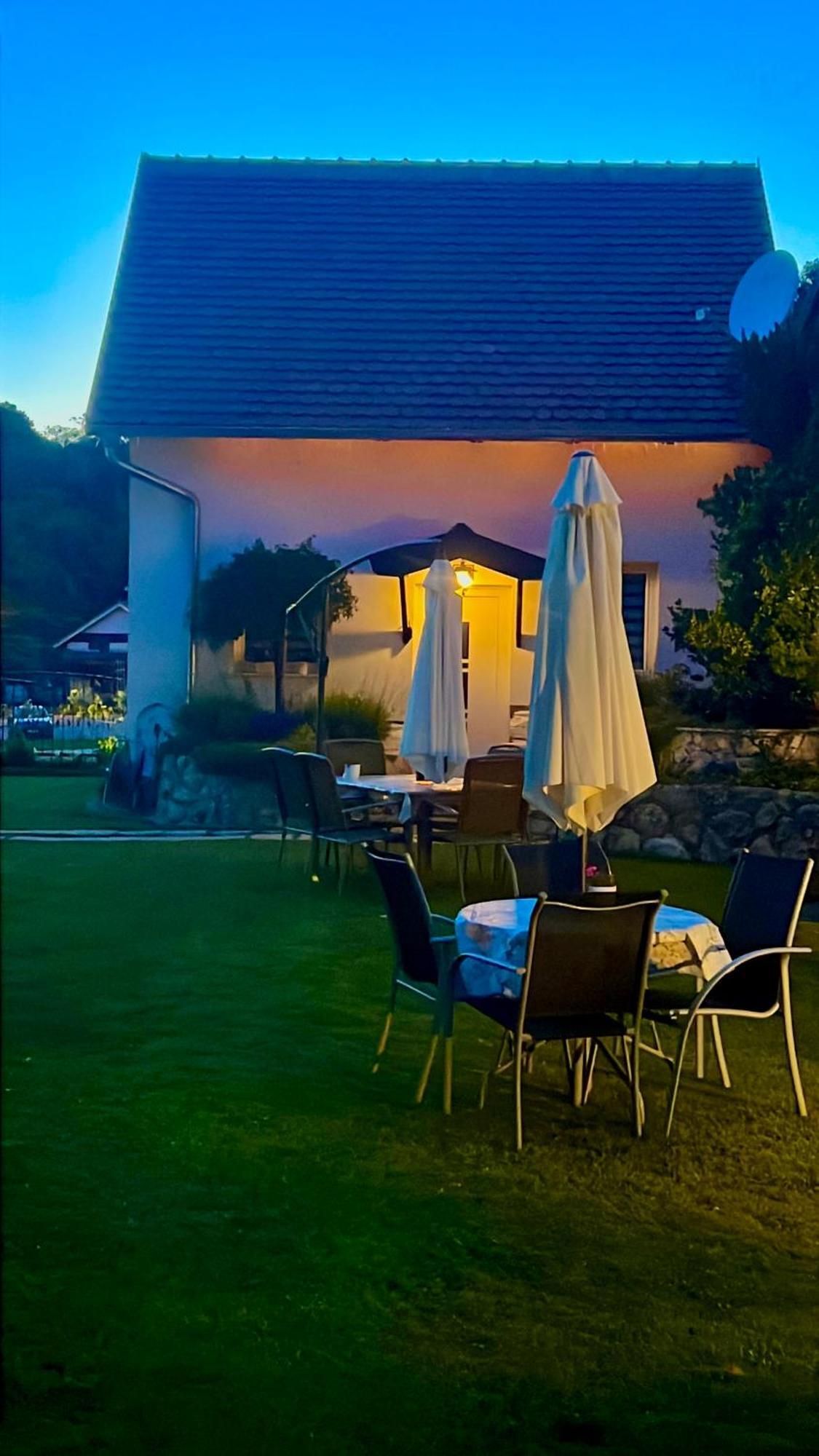 Holiday House Apartments Dajcic Varasdfürdő Kültér fotó